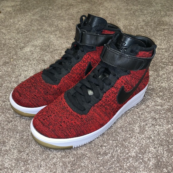 Nike Air Force 1 Flyknit University Team Size 10.5 main image 7